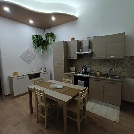 Appartement La Casa Di Ruth à Catane Extérieur photo
